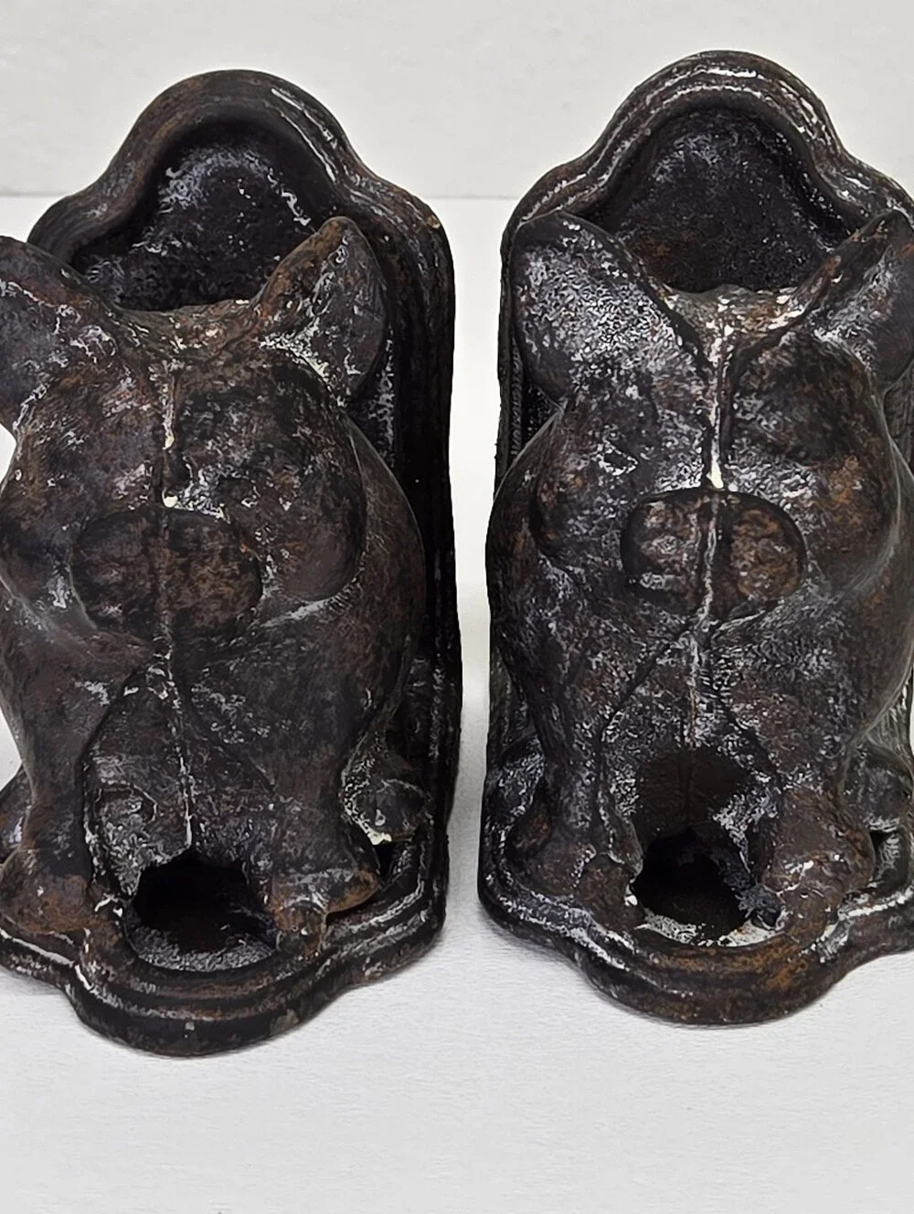 VTG Cast Iron‎ Pig Bookends Set 2 Heavy Rustic Farmhouse Country Decor Black